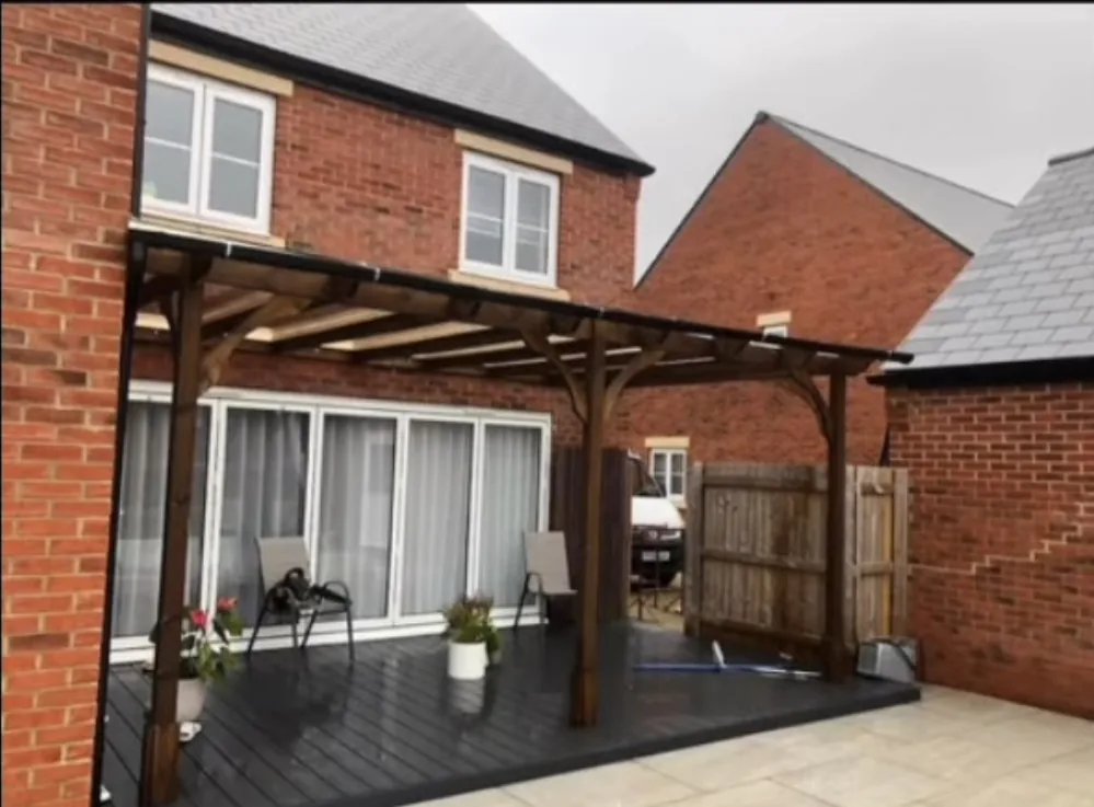 Composite Decking & Pergola