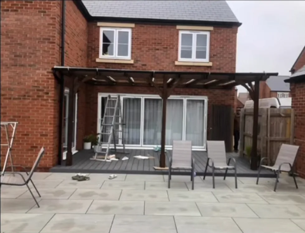 Pergolas & Outdoor Structures
